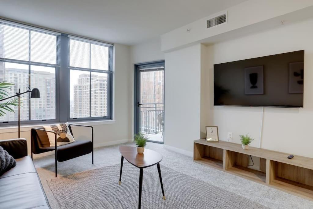 Condo With Gym And Pool In Pentagon City 8Min To Dca Arlington Dış mekan fotoğraf